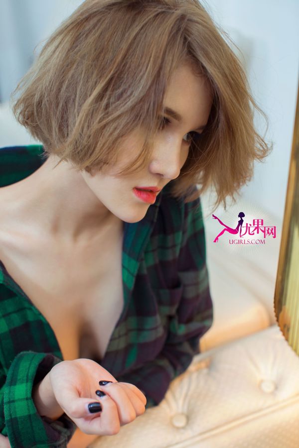 Mary "Hot Stunner, Relutante em Desistir Dia e Noite" [Ugirls] U108