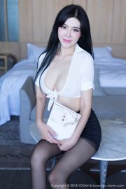 Liu Yuer "La secrétaire féminine en chemise blanche et bas noirs" [Youmihui YouMi] Vol.238