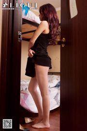 Model ALAN „The Temptation of Stockings Dress Up” [丽 柜 LiGui] Zdjęcie pięknych nóg i nefrytowych stóp