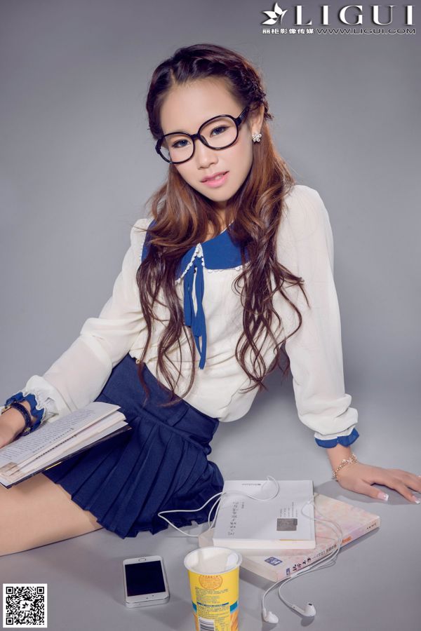 [丽 柜 LiGui] Model lingu 《Jinbi school flower shelf beat》 Beautiful thigh ball foot photo