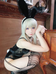 [COS Welfare] Weibo Girl Paper Cream Moon Shimo - Black Rabbit