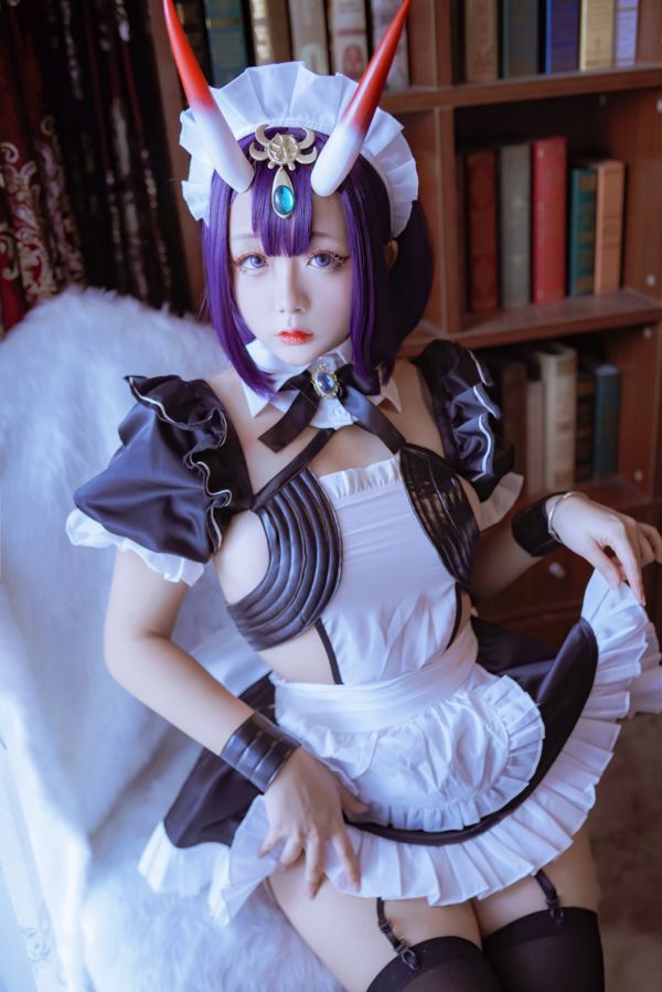 Coser Hinai, Pokojówka Jaskółki Wina