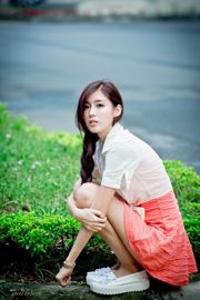 Liao Tingling / Kila Jingjing "Loạt váy hồng chụp ảnh đường phố"
