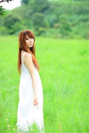 La soeur taïwanaise Xiaojing "Early Summer Farm Scenery" Belle série de jupes blanches