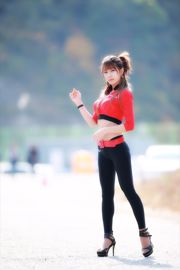 Bộ ảnh HD của cô gái đua xe Xu Yunmei Heo Yun Mi "Red Tights Series"